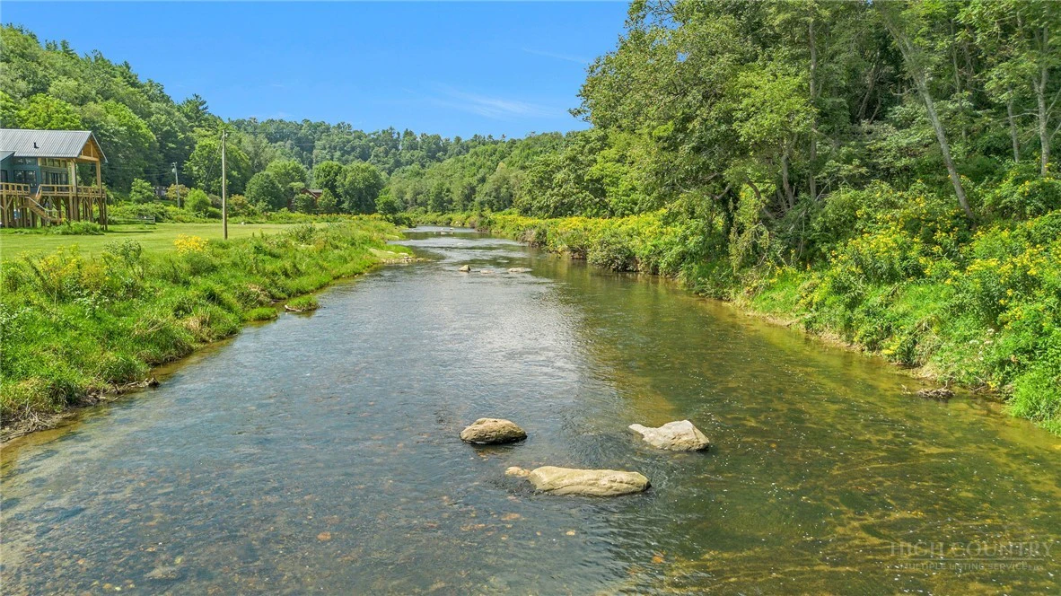 Image number 10 for the current listing