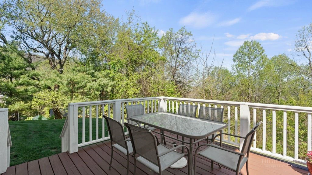 Image number 12 for the current listing