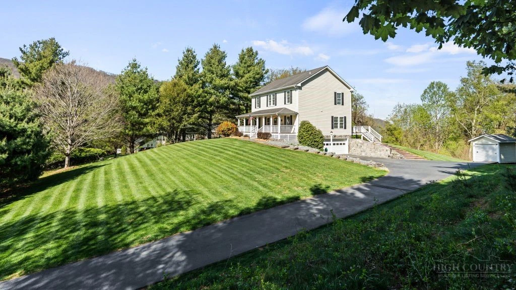 Image number 18 for the current listing