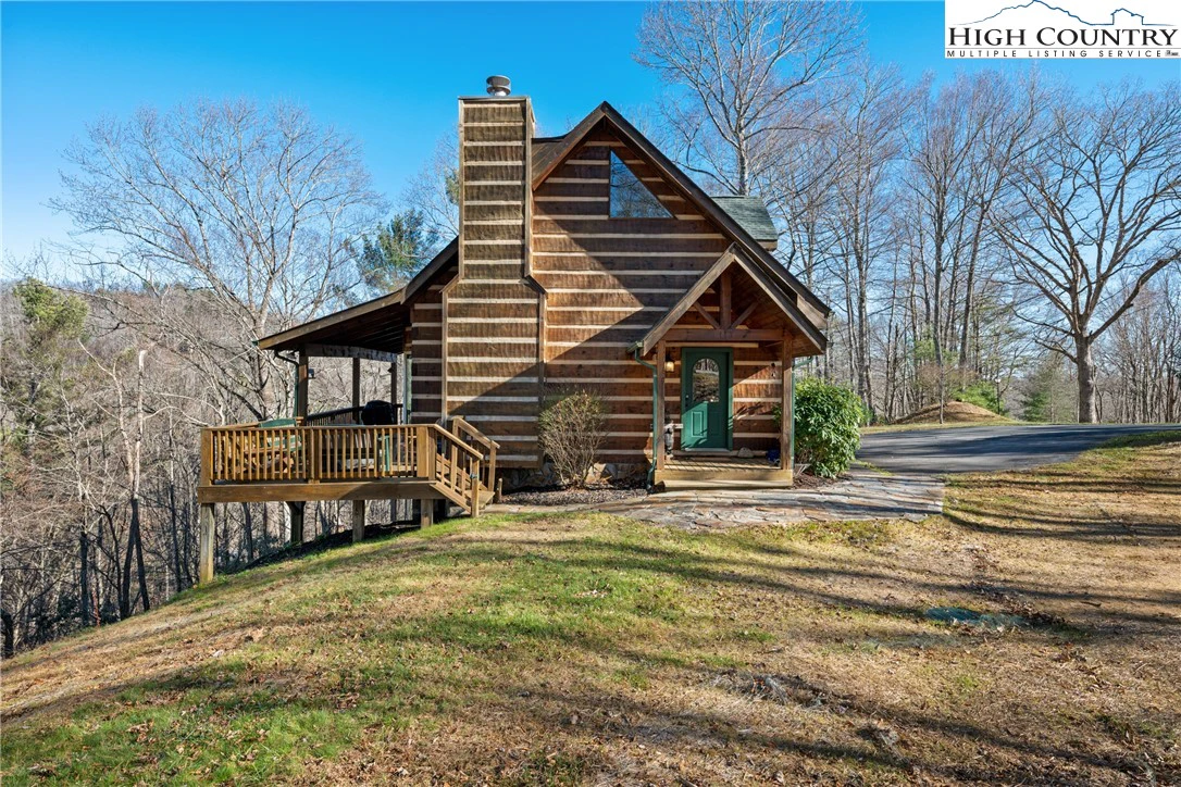Image number 14 for the current listing