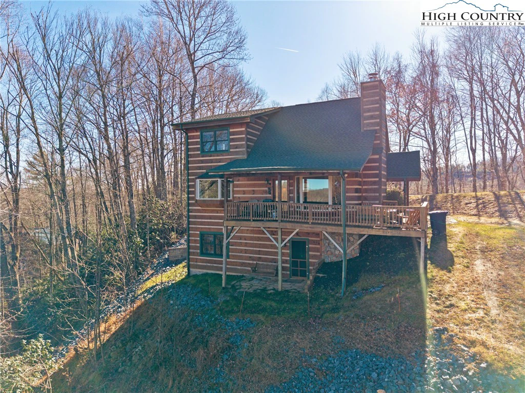 Image number 18 for the current listing