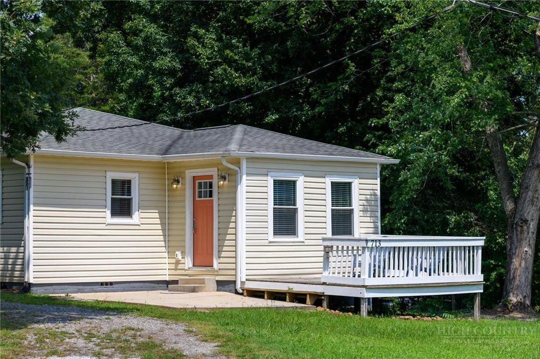 Image number 3 for the current listing