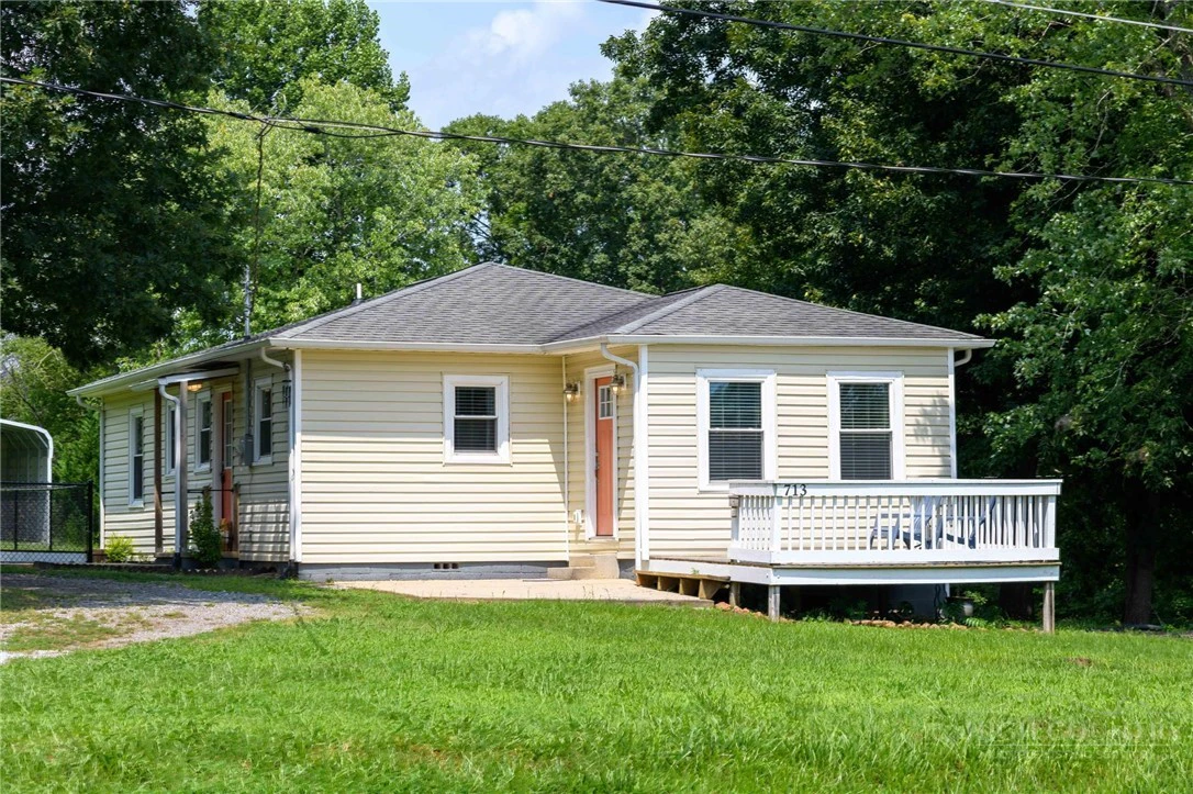 Image number 4 for the current listing