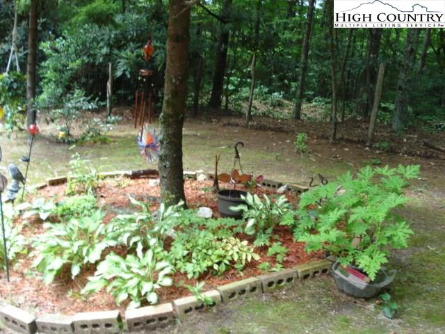 Image number 8 for the current listing