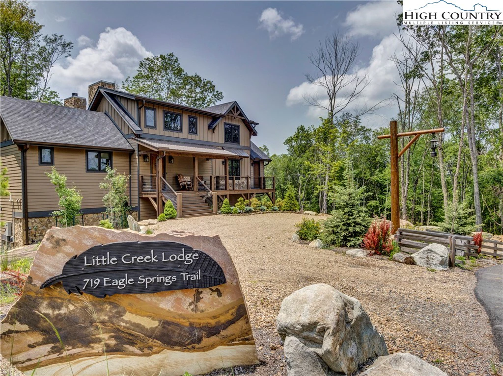 Image number 8 for the current listing