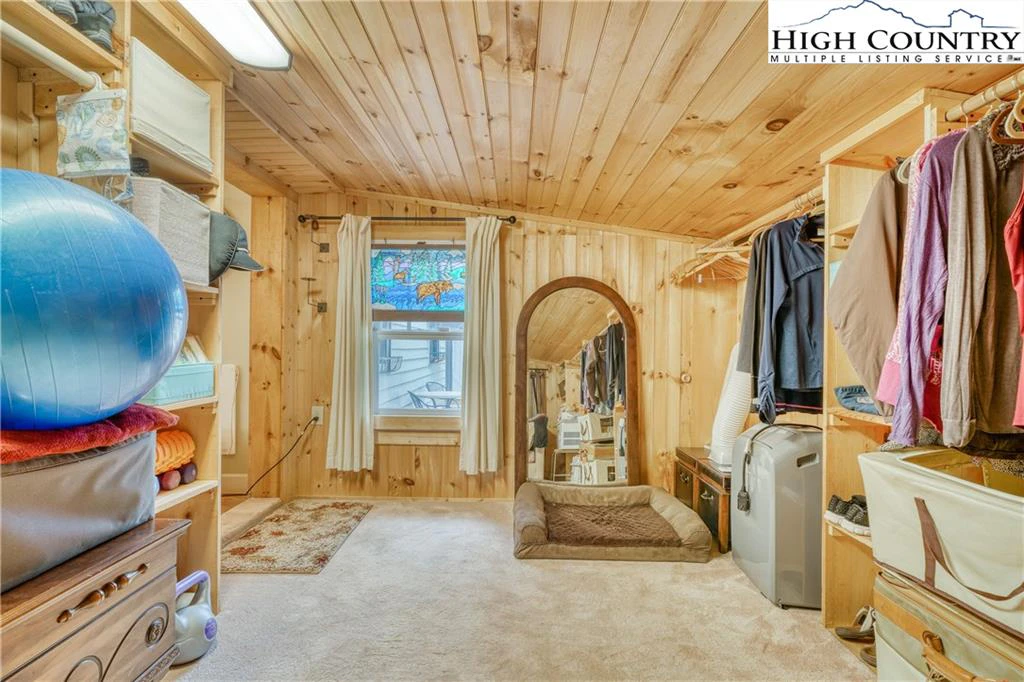 Image number 5 for the current listing