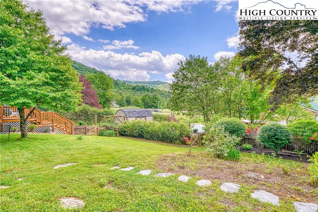 Image number 16 for the current listing