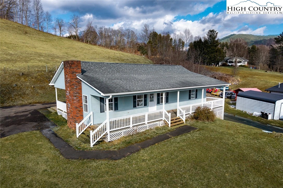 Image number 1 for the current listing
