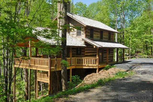 Image number 1 for the current listing