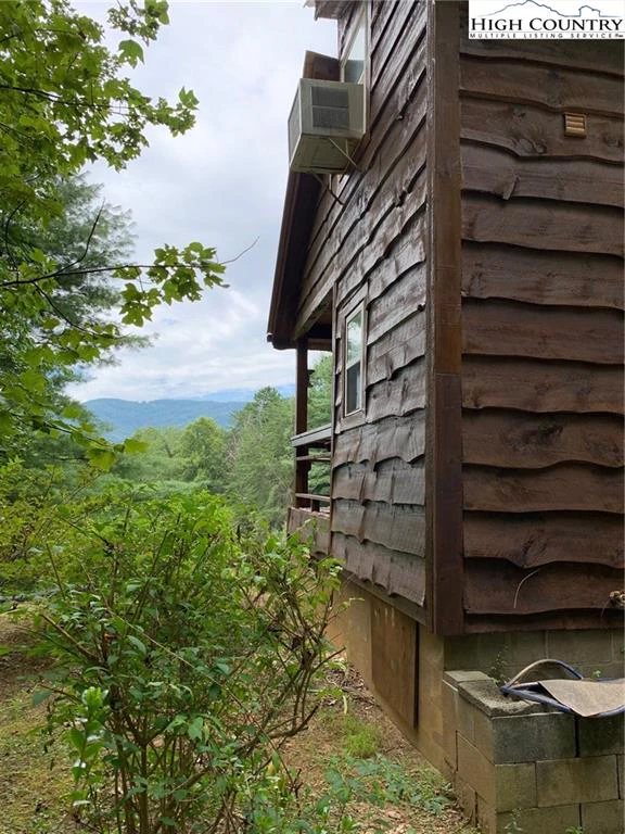 Image number 6 for the current listing