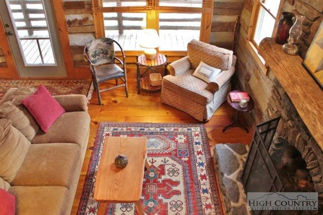 Image number 6 for the current listing