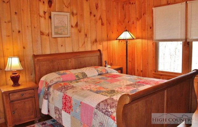 Image number 21 for the current listing