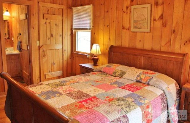 Image number 20 for the current listing