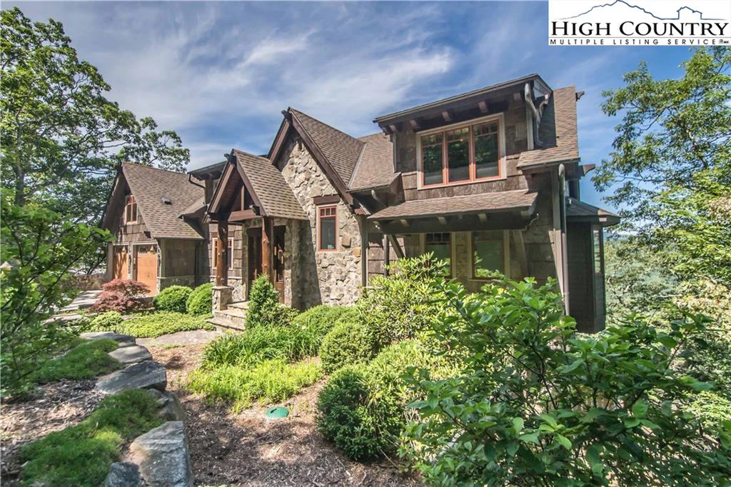 Image number 18 for the current listing