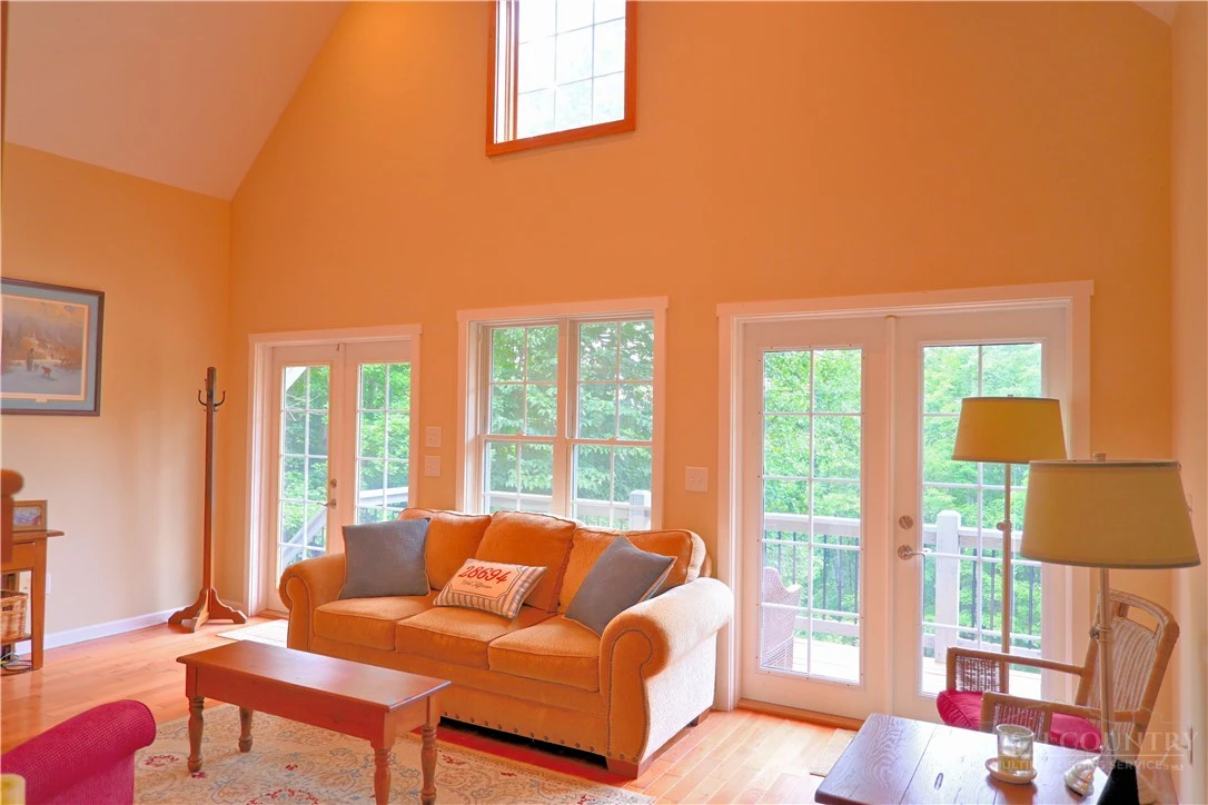 Image number 6 for the current listing