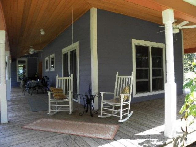 Image number 21 for the current listing