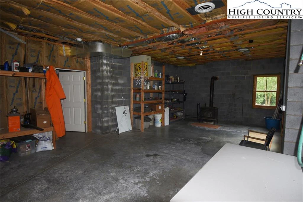 Image number 12 for the current listing