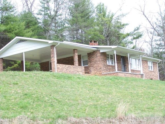 Image number 1 for the current listing