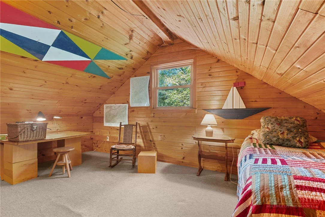 Image number 7 for the current listing