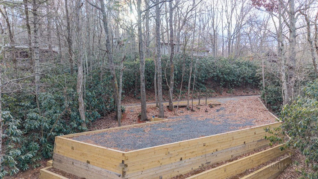 Image number 2 for the current listing