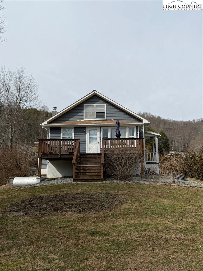 Image number 1 for the current listing