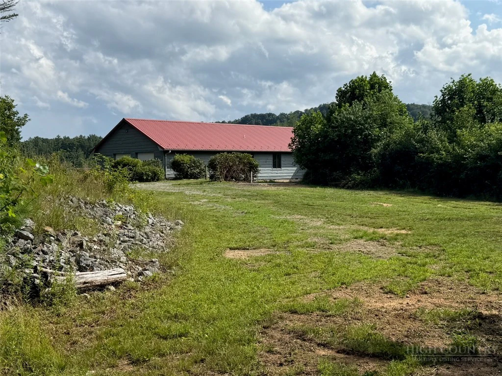 Image number 6 for the current listing