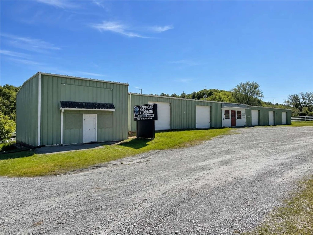 Image number 1 for the current listing