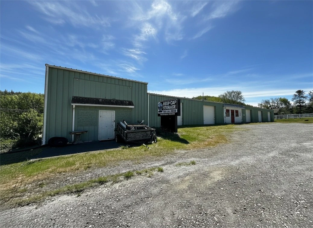 Image number 4 for the current listing