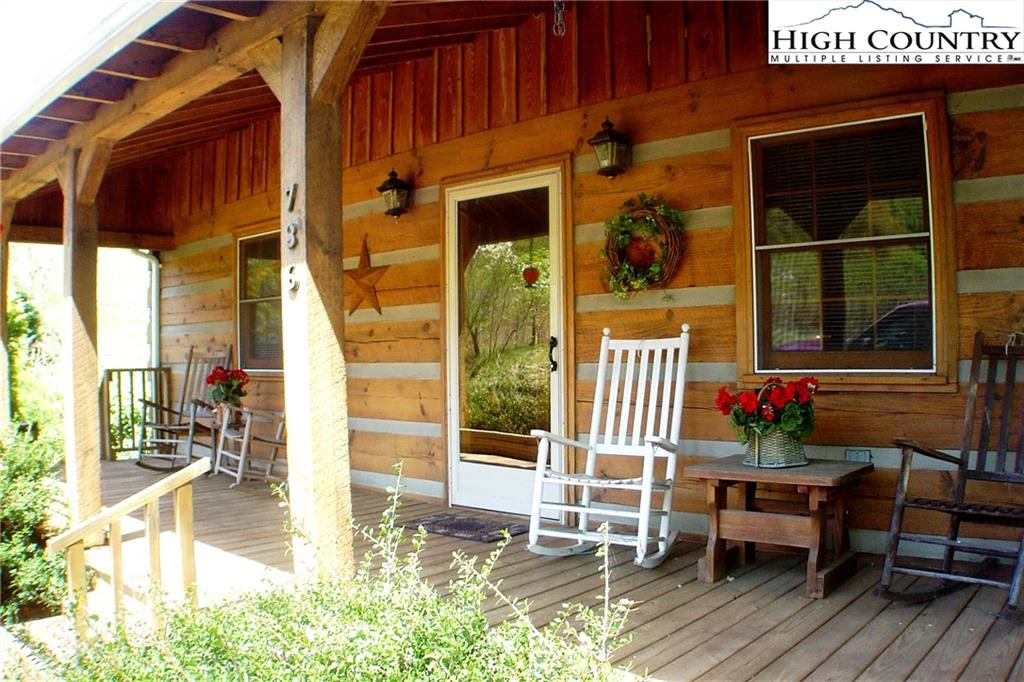 Image number 18 for the current listing