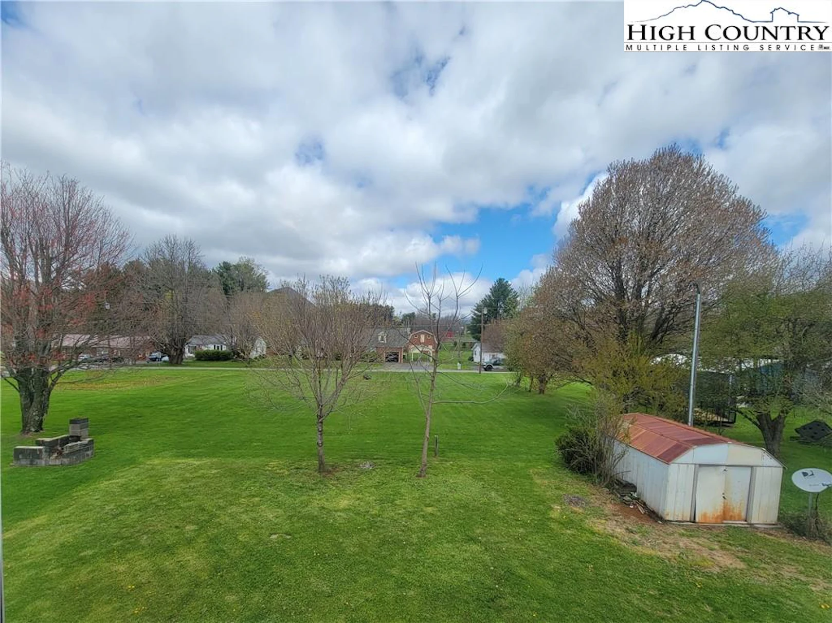 Image number 13 for the current listing