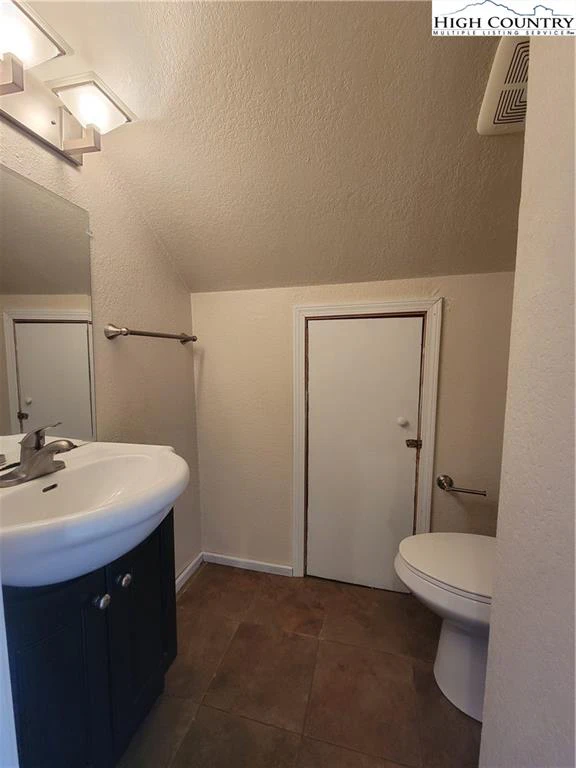 Image number 7 for the current listing