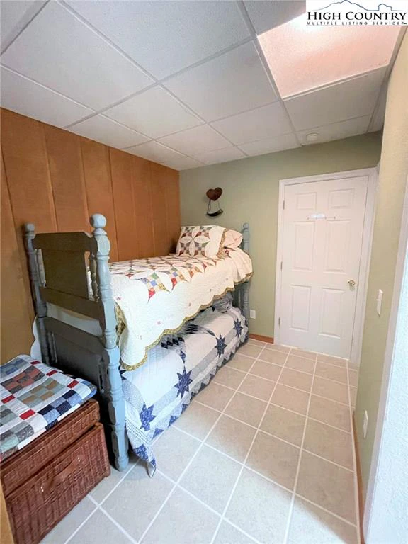 Image number 3 for the current listing