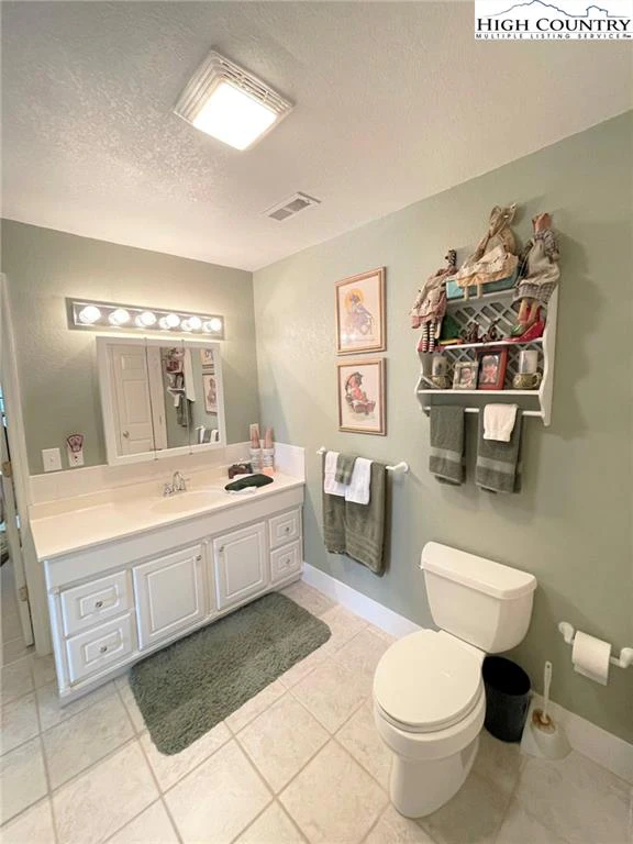 Image number 6 for the current listing