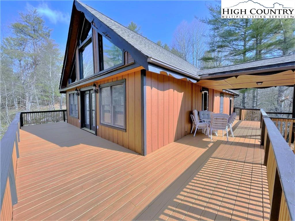 Image number 10 for the current listing