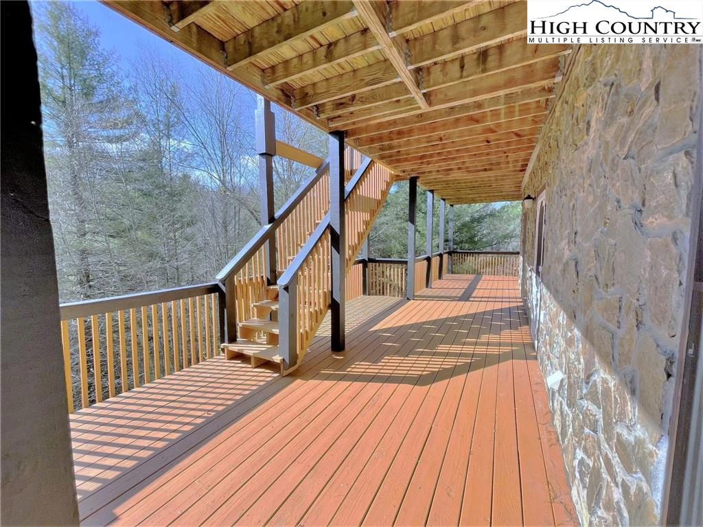 Image number 2 for the current listing