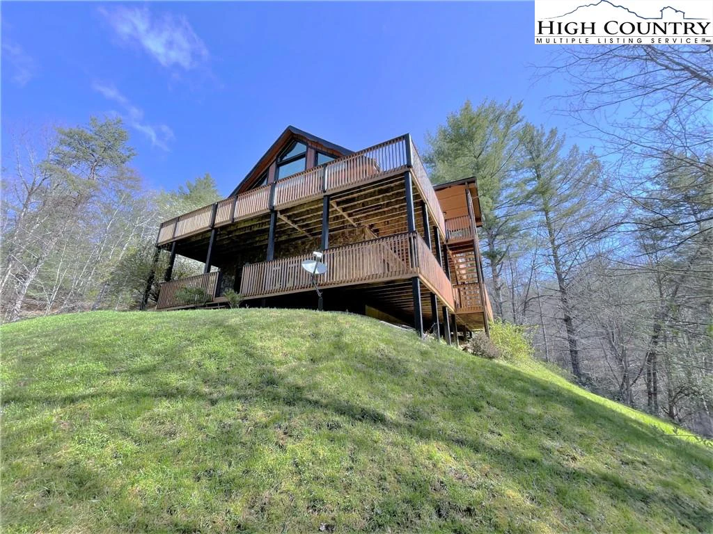 Image number 20 for the current listing
