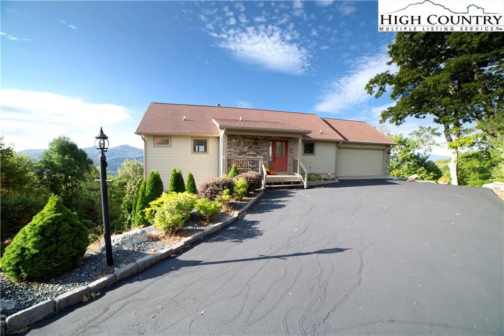 Image number 21 for the current listing