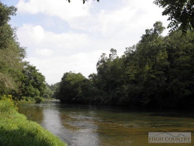 Image number 7 for the current listing