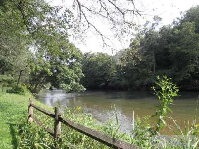 Image number 11 for the current listing