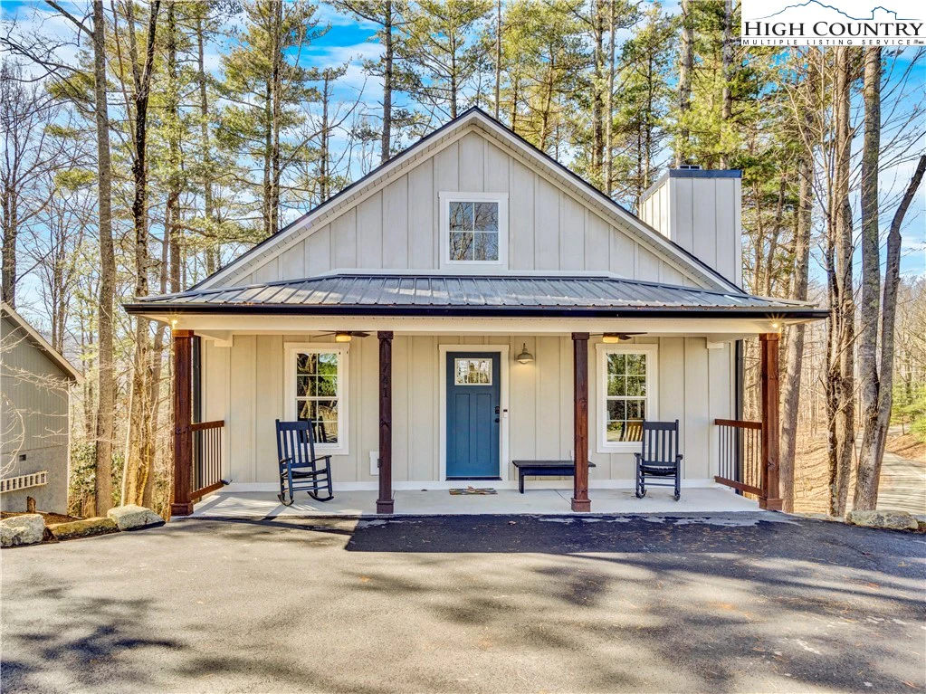 Image number 3 for the current listing