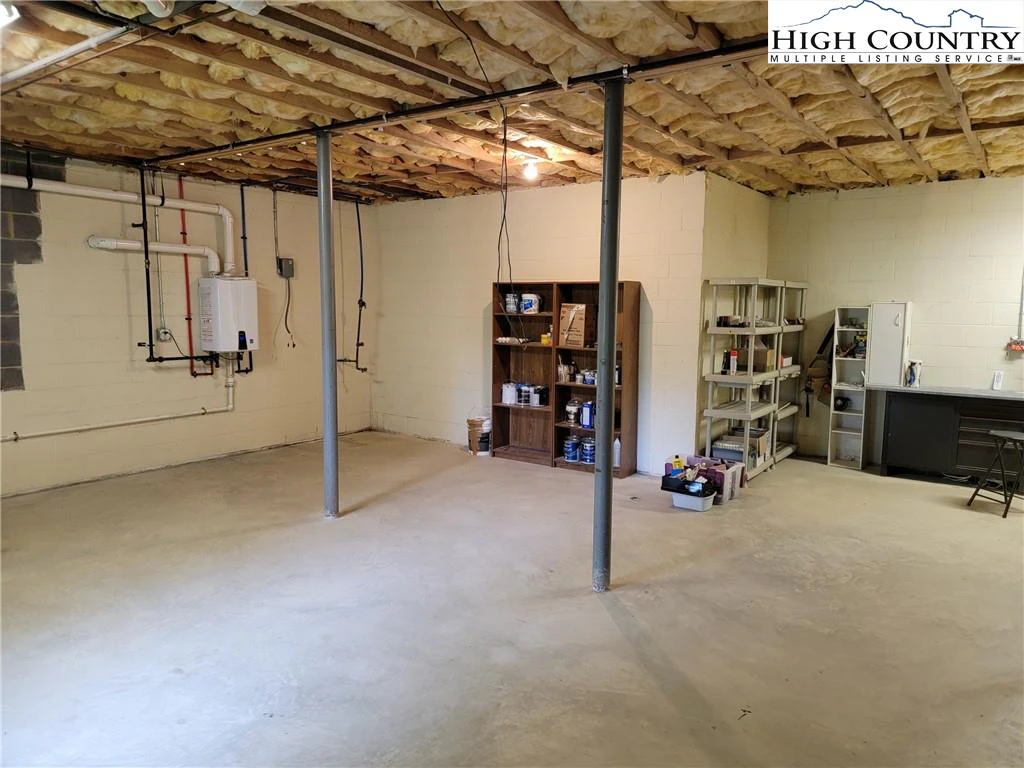 Image number 6 for the current listing