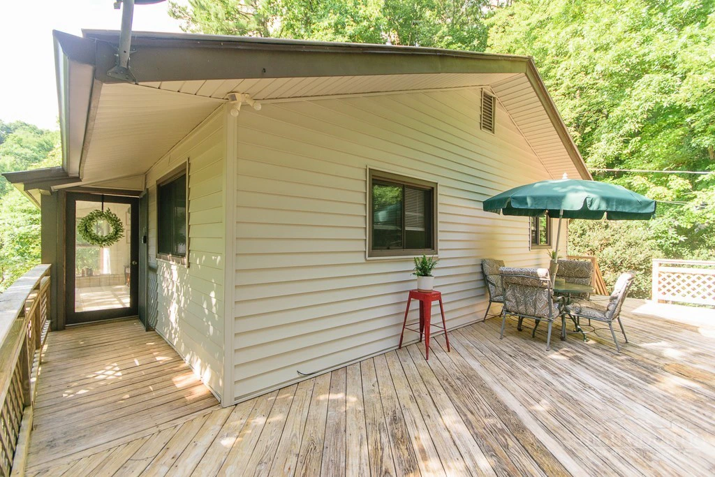 Image number 2 for the current listing