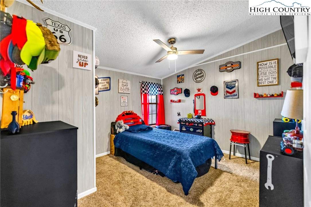 Image number 8 for the current listing