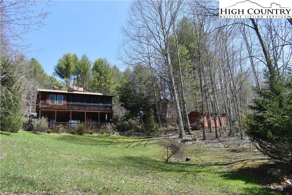 Image number 1 for the current listing