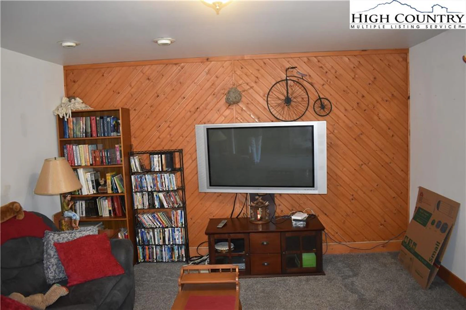 Image number 10 for the current listing