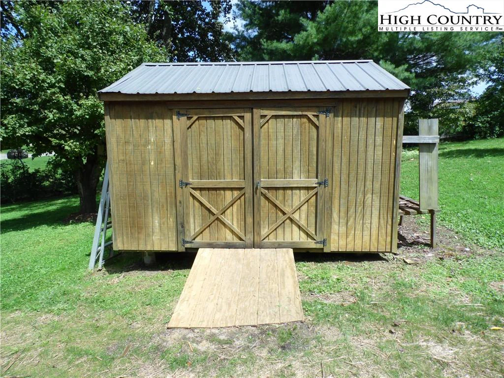 Image number 6 for the current listing