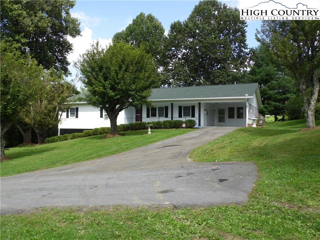 Image number 14 for the current listing