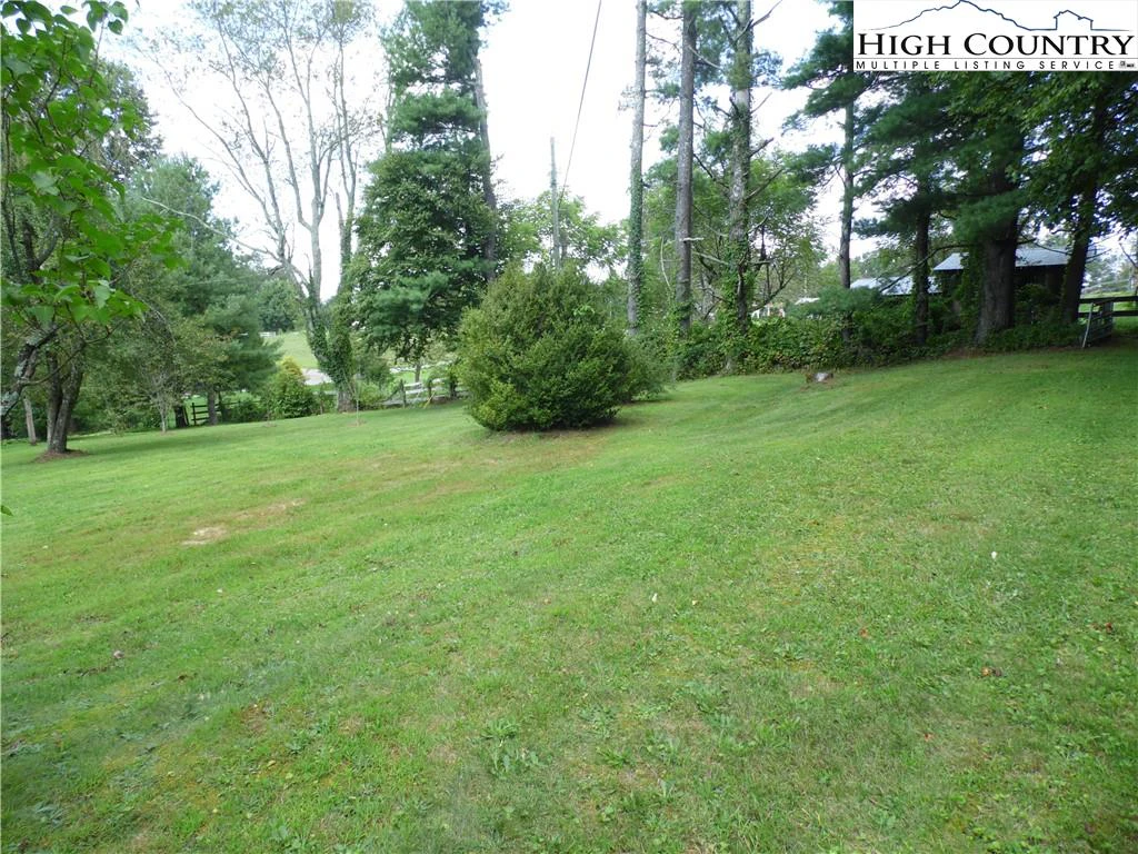 Image number 18 for the current listing