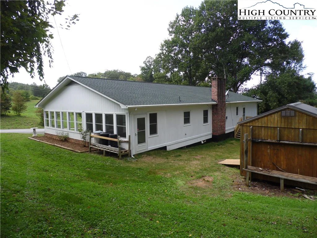 Image number 20 for the current listing