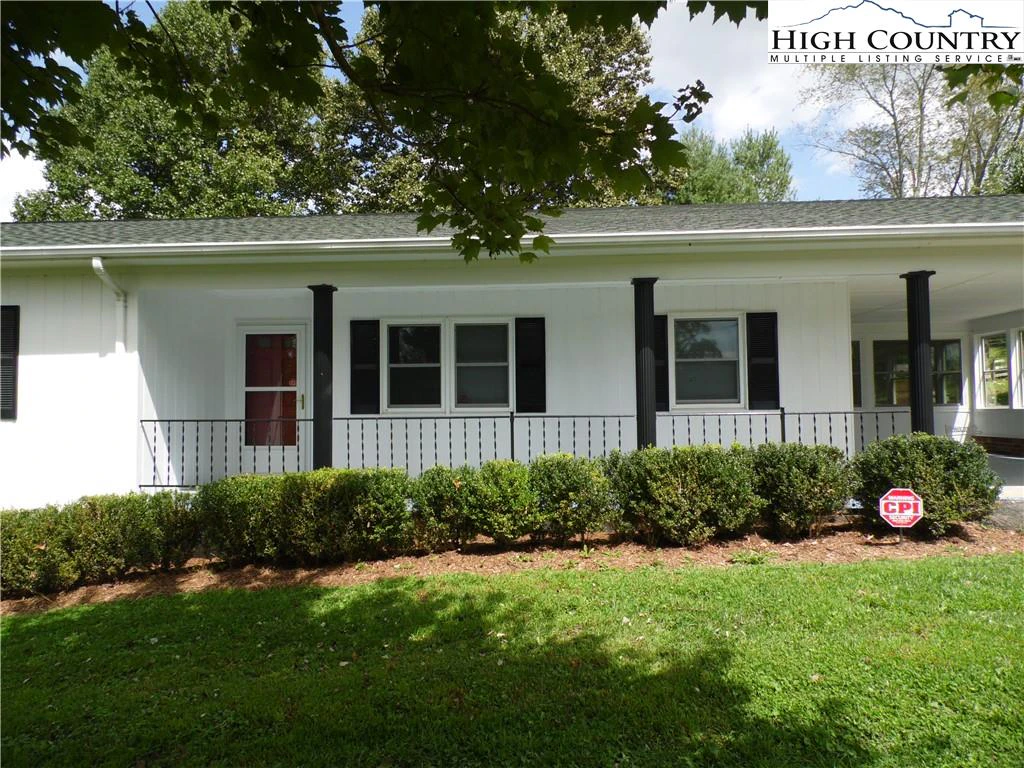 Image number 21 for the current listing